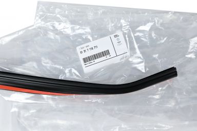 BMW E92 3-Series Genuine Front Windshield Upper Moulding Seal 328i 335i M3 NEW